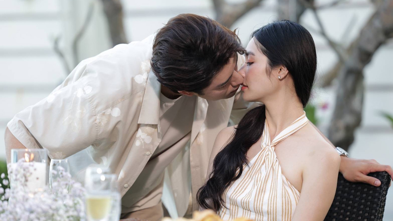 "นาย ณภัทร" เสิร์ฟจูบ "มิ้นท์" มาราธอน หวานพุ่งทะทุจอในละคร "โทษฐานที่รักเธอ"