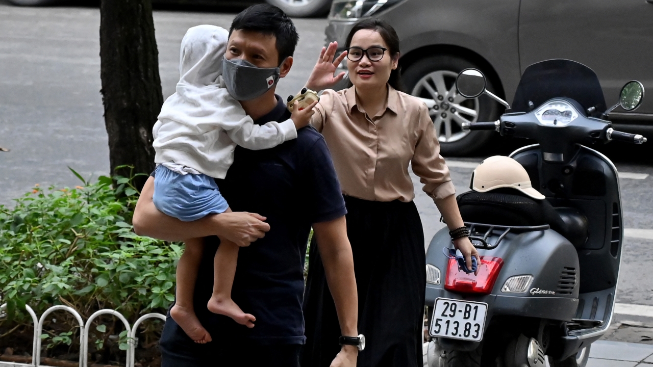 เวียดนามเตรียมแจกเงินจูงใจมีลูก 2 คนก่อนอายุ 35 หวังกระตุ้นอัตราเกิดที่ลดลง