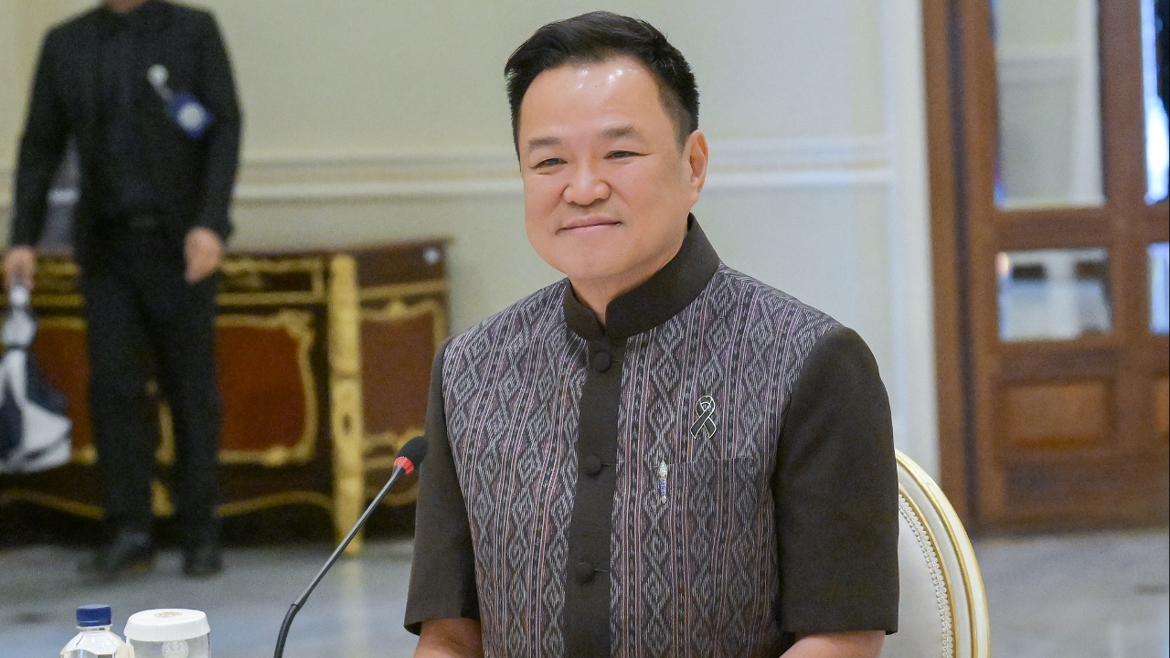 นายกรัฐมนตรีเชิญชวนคนไทยจับจ่ายใช้สอย “ไทยช่วยไทยพลัส”