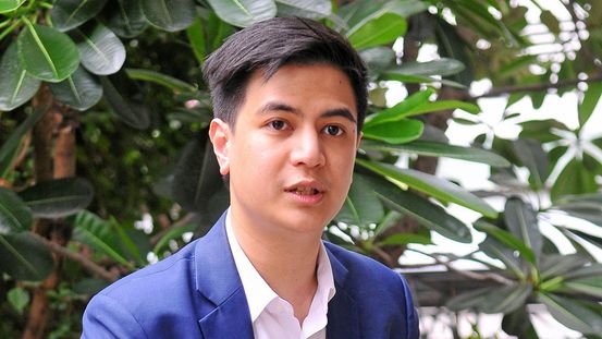 ปลุกประชาชนลุกฮือบีบรัฐสภาคลอดกติกาใหม่ : ดับเครื่องชนระบบกินรวบ