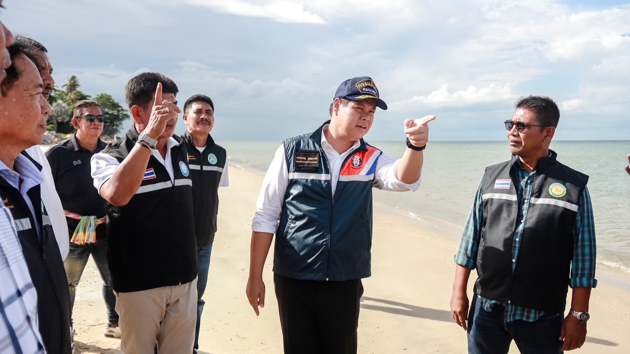 “สรรเพชญ” ลงพื้นที่ อ.ระโนด ติดตามปัญหากัดเซาะชายฝั่ง พร้อมรับฟังเสียงประชาชน