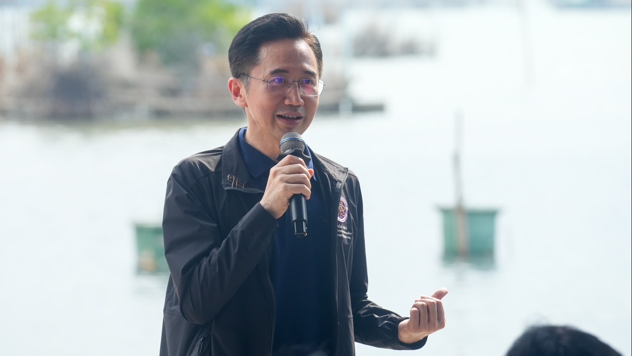“ยศชนัน” นำทีม อว. ลงเรือฟื้นฟูบ้านปลาหมายเลข 9 ดันนวัตกรรมยกระดับชุมชนชายฝั่ง 