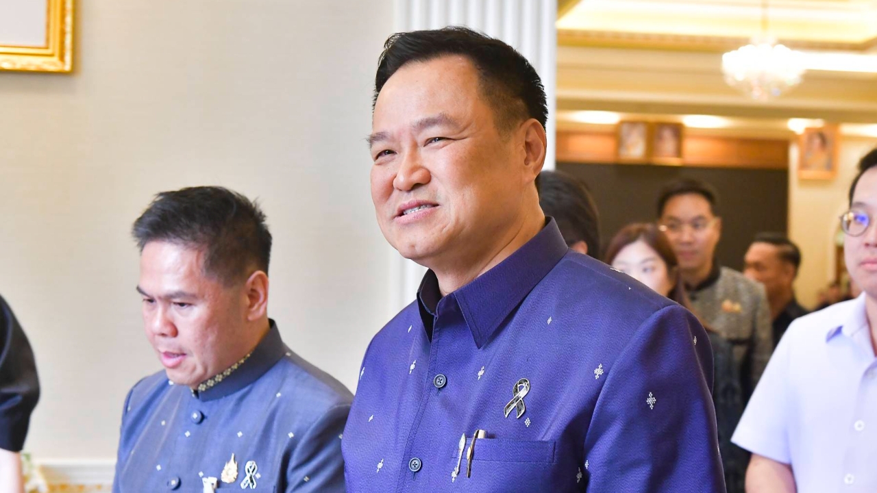 คอบอลเฮ “อนุทิน” ยัน คนไทยได้ดูถ่ายทอดสด “ฟุตบอลโลก 2026” แน่