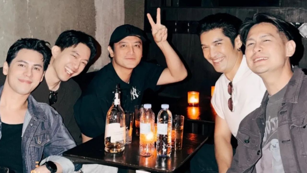 เปิดภาพล่าสุด 5 พระเอก "เบญจา คีตา ความรัก" รวมตัวในวัยเลข 4 ยังหล่อเท่ยกแก๊ง