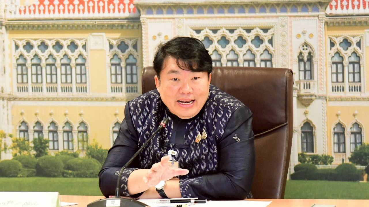“สิริพงศ์” โต้ฝ่ายค้านกู้ 4 แสนล้านไม่ใช่ตีเช็คเปล่า แจงเงินถึงมือชาวบ้านผ่าน “ไทยช่วยไทยพลัส”