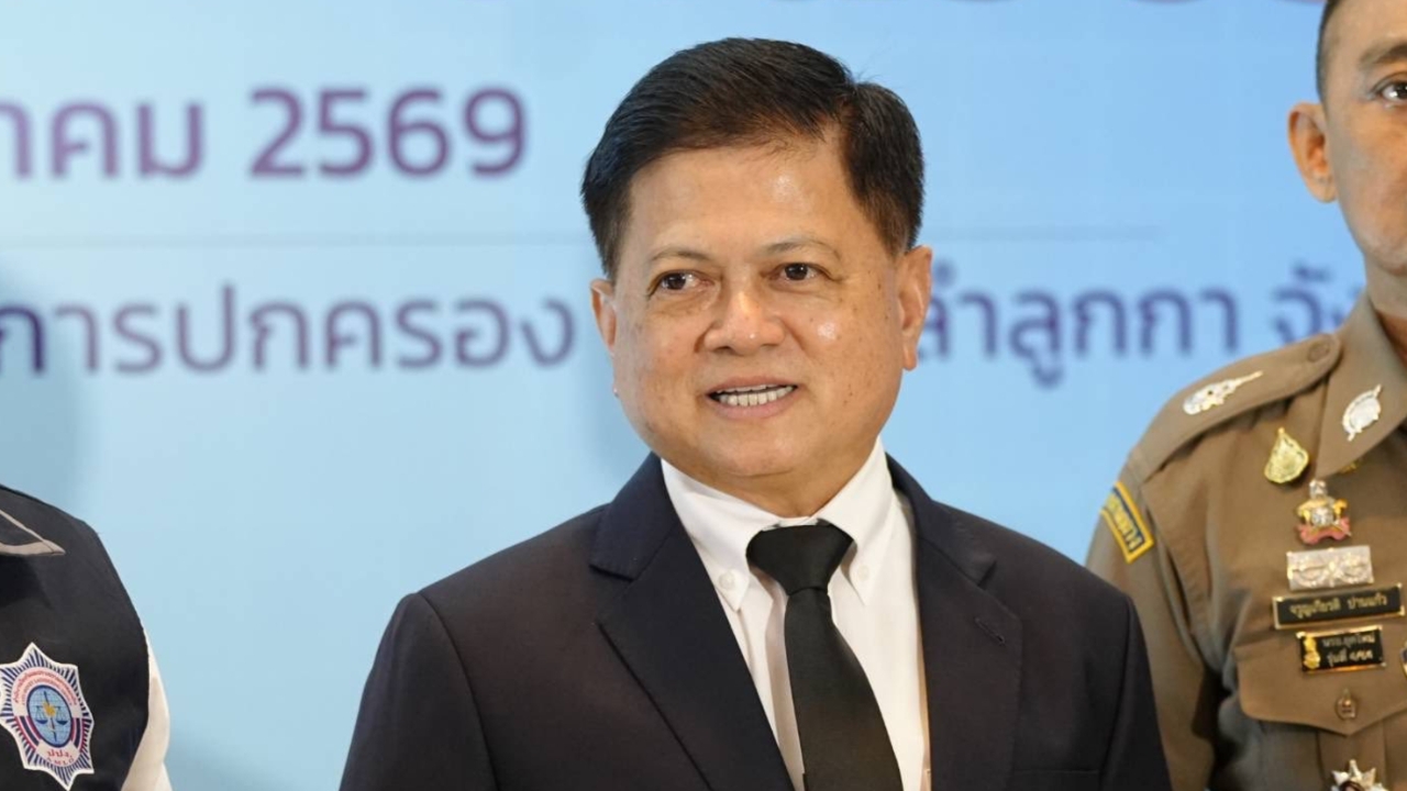 “นฤชา” เอาด้วยกับ “ไชยวัฒน์” เล็งหารือทีมกฎหมายฟ้อง “ภูมิธรรม-ปลัดมหาดไทย”