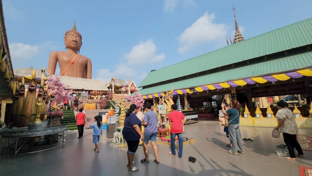 หนุ่มชัยนาทแก้บน “หลวงพ่อสมหวัง” ขายที่ดินสำเร็จ ไม่พลาดขอเลขเด็ดงวดนี้