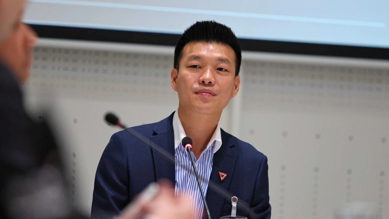 “เท้ง” ฟุ้งพรรคประชาชนมาฟูลทีม ตอบปมโพล “ชัชชาติ” นำห่าง “ชัยวัฒน์”