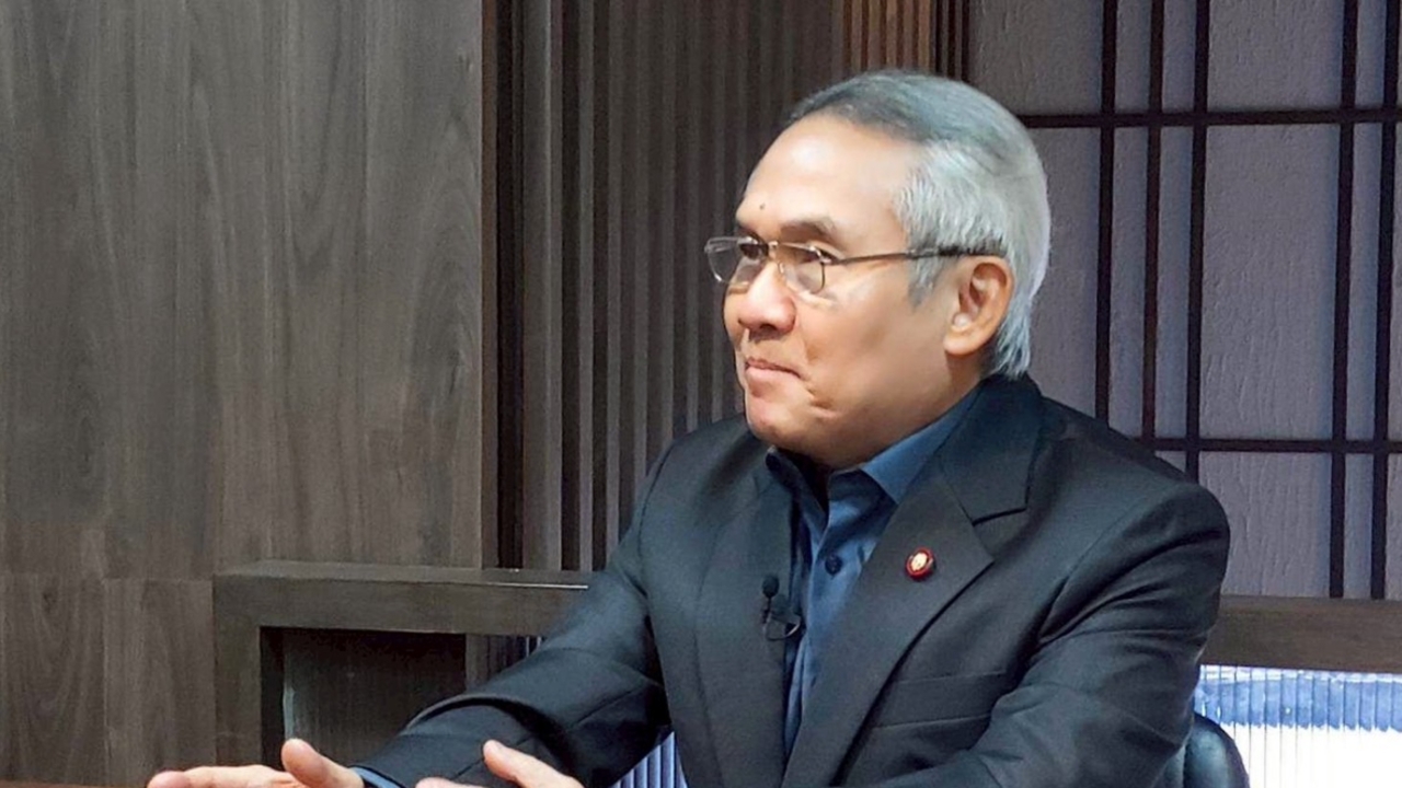 “สุรเดช” สอน “เอกนิติ” อย่ามองแต่แง่บวก ค้านรัฐบาลออก พ.ร.ก.กู้เงิน 4 แสนล้าน