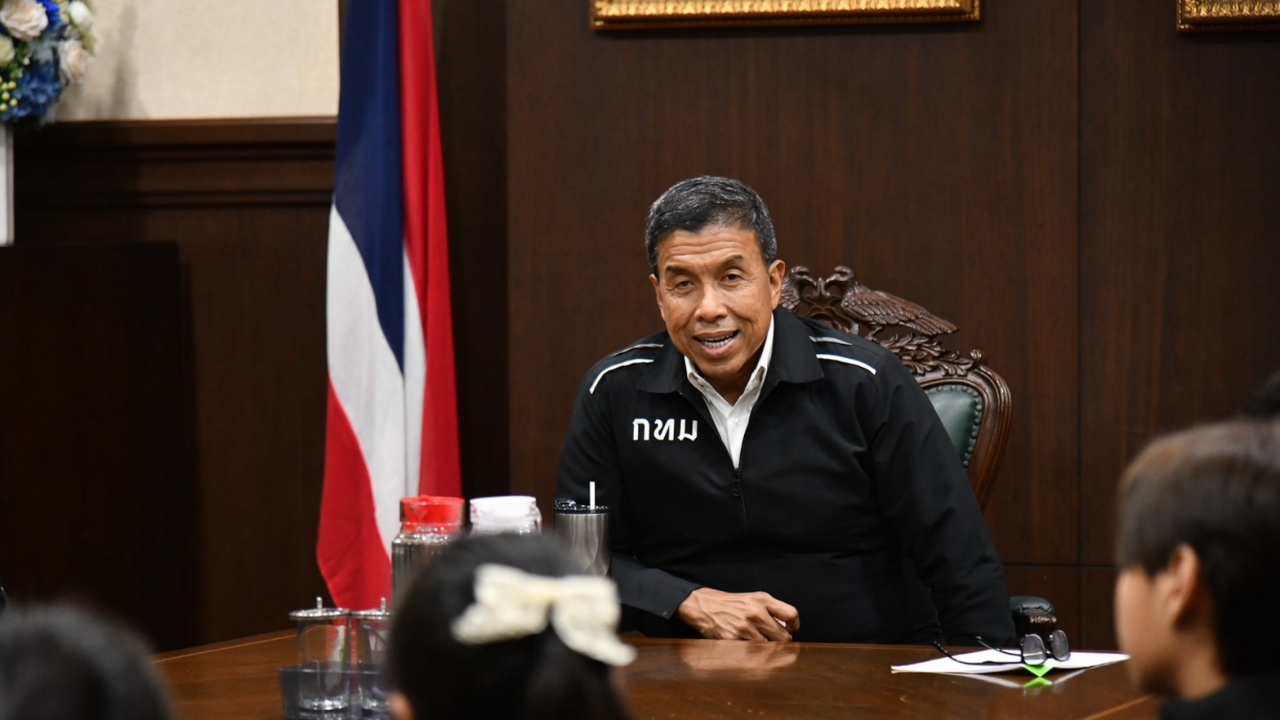 “ชัชชาติ” ยอมรับ ลาออกก่อนครบวาระ ลงชิงเก้าอี้ผู้ว่าฯ กทม. สมัย 2 แน่