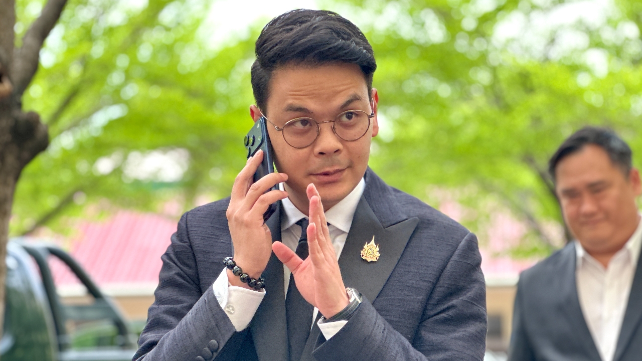 “ไชยชนก” ไม่กังวล “เสรีพิศุทธ์” จ่อยื่นศาล รธน. ถอดถอนปมเขากระโดง ยันมีเอกสารสิทธิ์ครบ