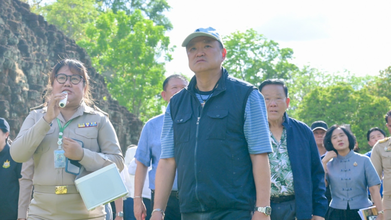 “อนุทิน” สั่งเร่งช่วยเหลือเหตุรถไฟชนรถเมล์-เตรียมบินกลับกทม. ลงพื้นที่ค่ำนี้