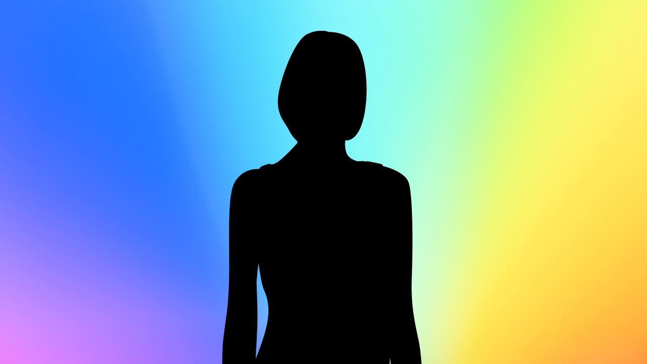 เอ๊ะใครนะ? สาวคนดังวงการบันเทิง ถูกพ่อแม่เด็กหนุ่มอายุ 17 จ่อแจ้งความข้อหาพรากผู้เยาว์