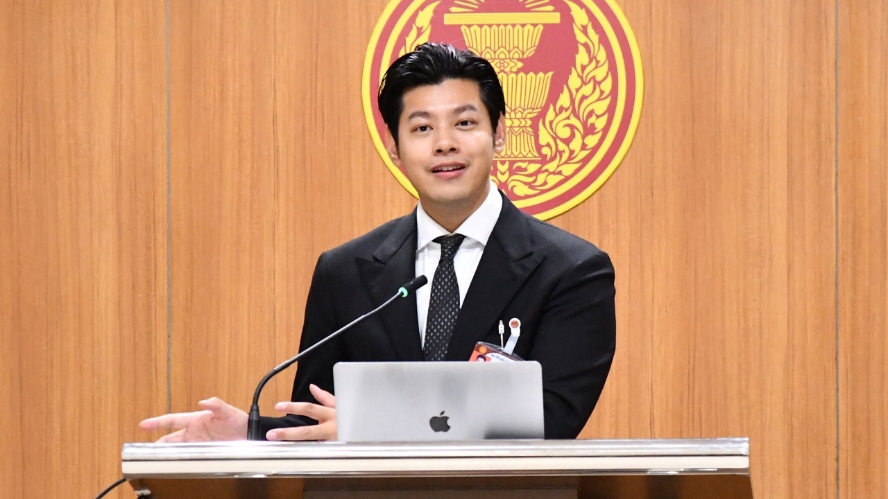 “ศุภณัฐ” ไม่หวั่นทัวร์คนรัก “ชัชชาติ”ลง ลั่นยอมไม่ได้ กทม.ฟอกขาวคดีทุจริตเครื่องออกกำลังกาย 