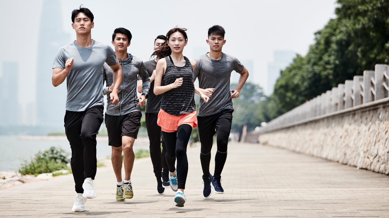 สาย City Run ต้องรู้! วิธีดูแลตัวเองก่อนวิ่งมาราธอน ป้องกันเข่าพัง-รองช้ำ