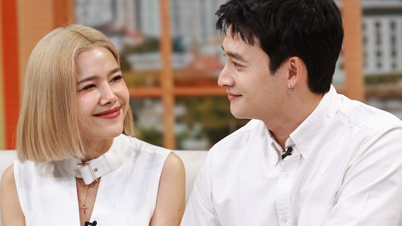"แนท ณัฐชา" ควง "เป๊ก รัฐภูมิ" ย้อนวันวานรักสายฟ้าแลบ ยิ้มรับชีวิตคุณแม่ฟูลไทม์แฮปปี้