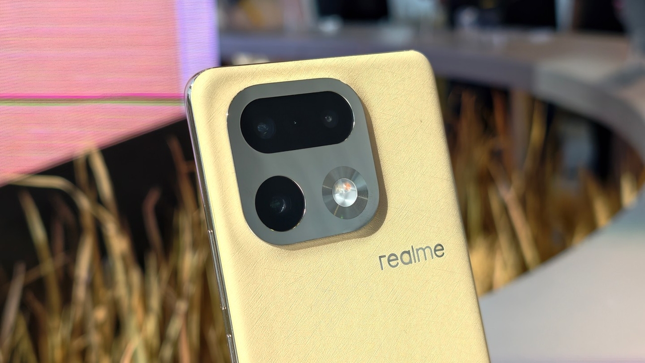 realme 16 Series 5G เปิดตัวยิ่งใหญ่: ถ่ายพอร์เทรต 200MP พร้อมแบตฯ 7,000 mAh สุดอึด!