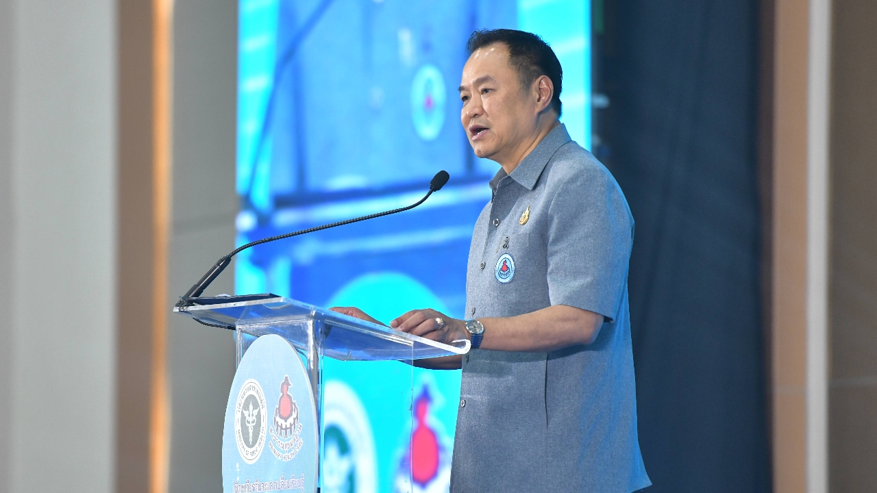 นายกฯ เปิดงานวัน อสม. 2569 หยอดหวานเหมือนเจอคนรักเก่า ชื่นชมนักรบชุดเทาทุ่มเทเสียสละ