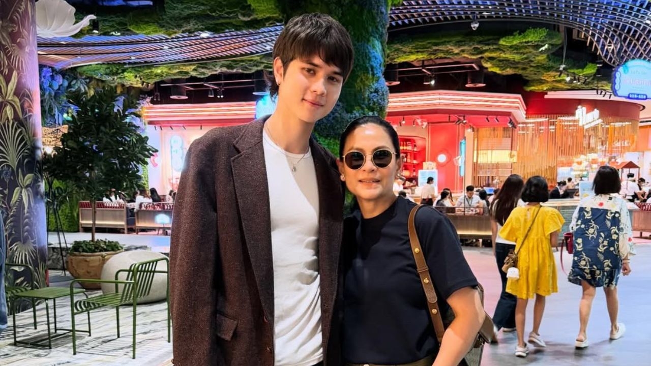 เปิดภาพล่าสุด อีตั้น ศักดิเดช ลูกชาย หมิว ลลิตา หล่อสูงมากสมเป็นนายแบบ