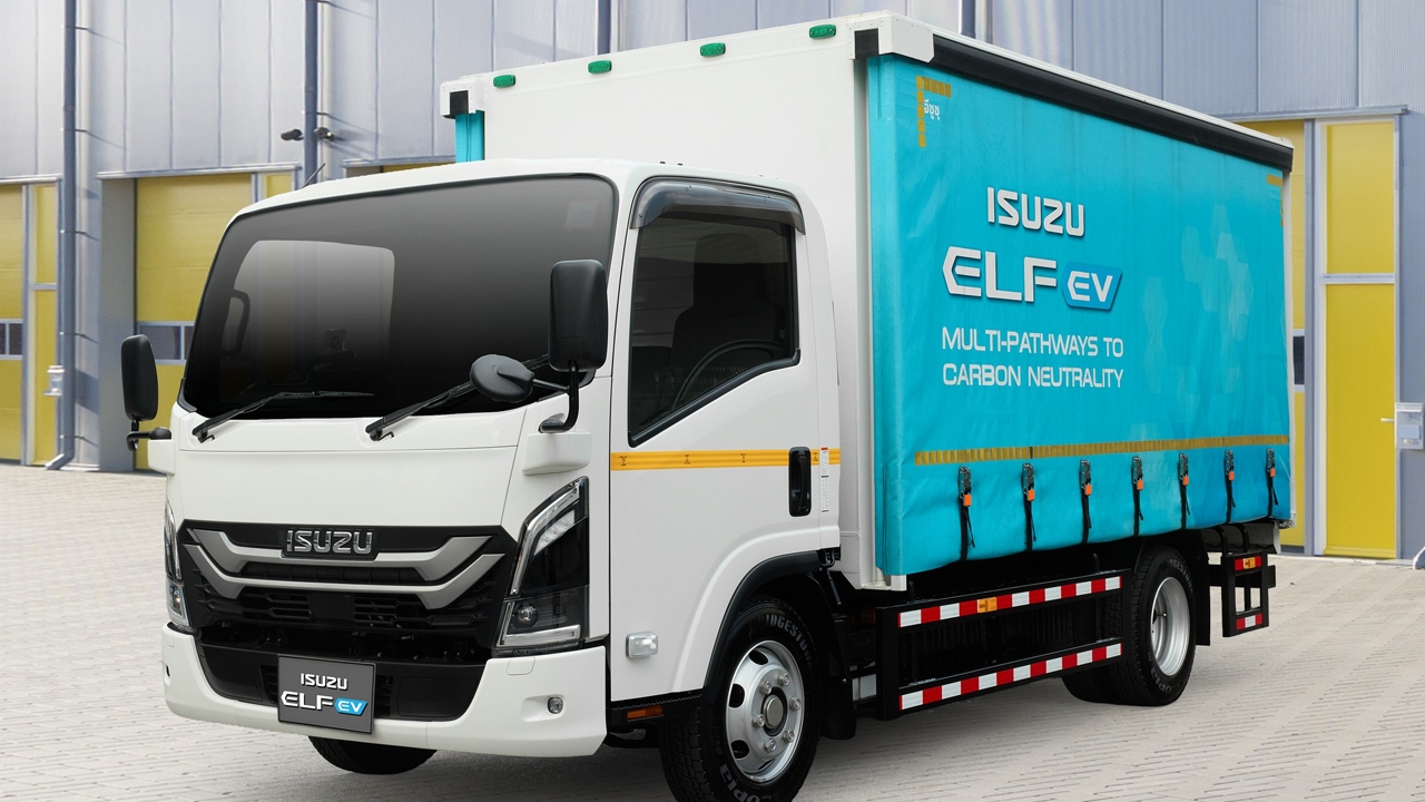 รถ 6 ล้อไฟฟ้าจาก Isuzu ที่ปรับรถในตำนานอย่าง Elf เป็น EV เต็มรูปแบบ