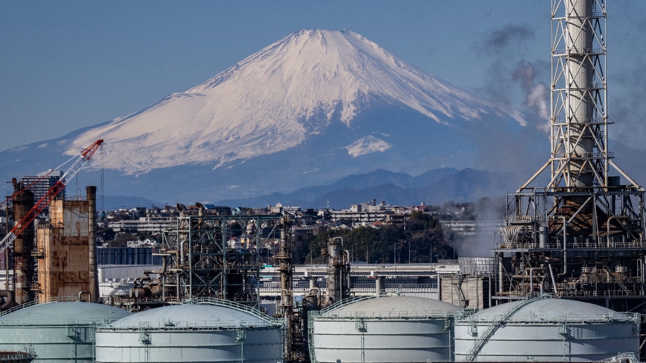 ญี่ปุ่นเริ่มระบายน้ำมันสำรองเชิงยุทธศาสตร์ รับมือวิกฤตสงครามตะวันออกกลาง