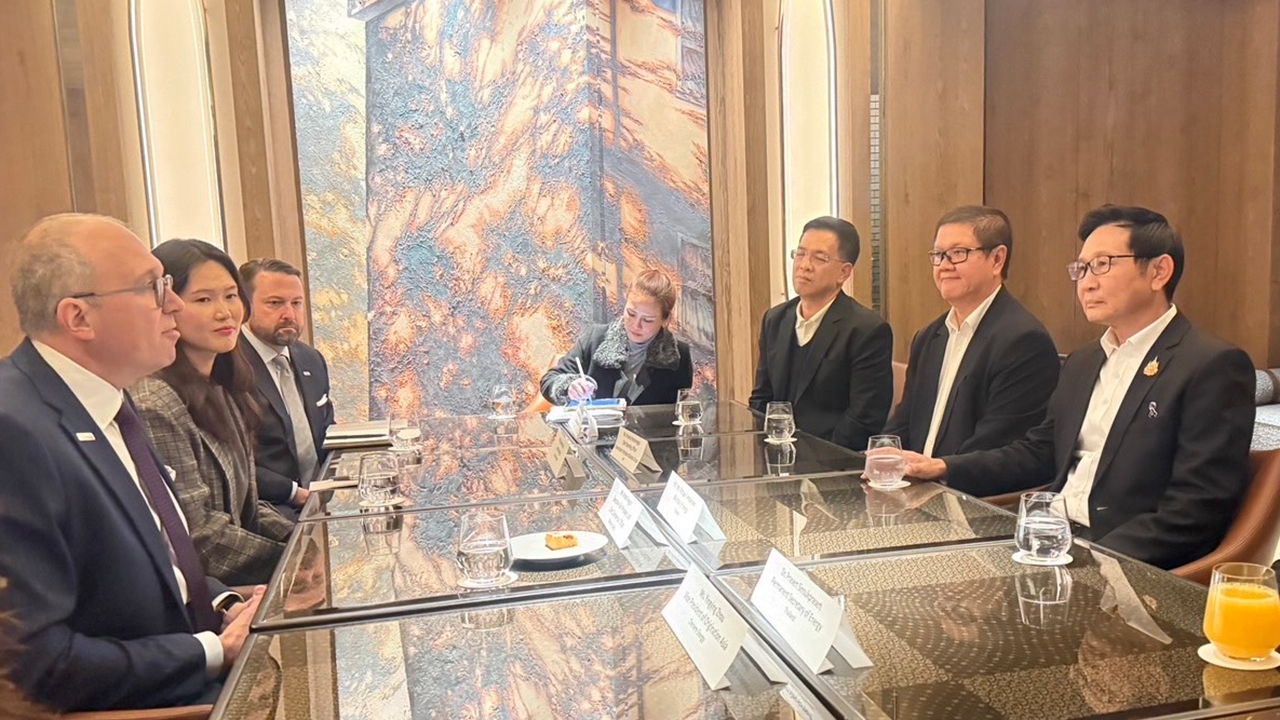 พลังงาน ลุยดีลยักษ์ใหญ่ LNG เพิ่มนำเข้าเป็น 1.3 ล้านตันต่อปี รับมือวิกฤติตะวันออกกลาง