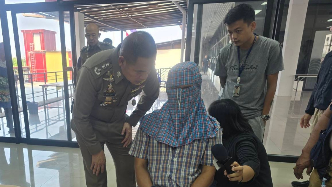 จับแล้ว "โจรบุกเดี่ยว" ชิงทองกว่า 3 ล้านบาท อ้างทำไปเพราะเป็นหนี้พนันออนไลน์