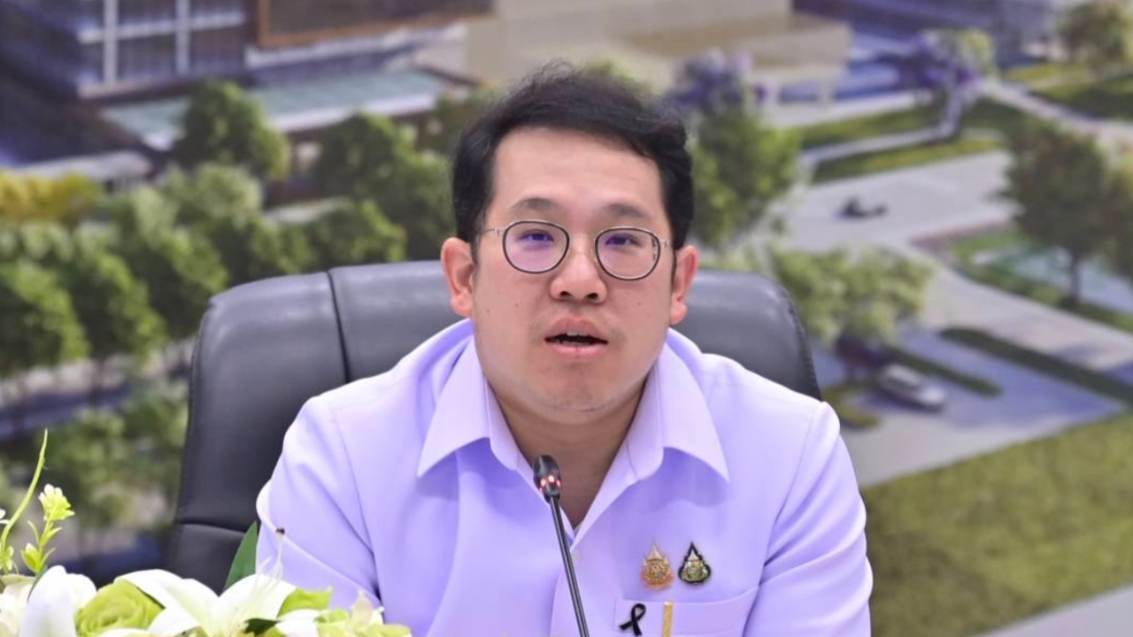 รมว.สธ. เผย ยังไม่ต้องสำรองน้ำมันสำหรับรถฉุกเฉิน ยัน ยา-เวชภัณฑ์ มีเพียงพอ