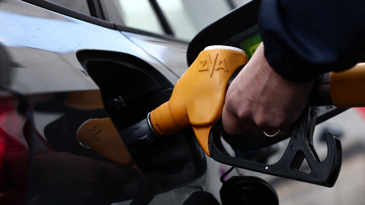 ออสเตรเลียปล่อยน้ำมันสำรองฉุกเฉิน 762 ล้านลิตร หลังประชาชนแห่กักตุน ราคาพุ่งทั่วประเทศ