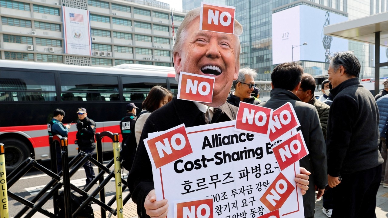 ส่องท่าทีนานาชาติ หลังทรัมป์ชวนส่งเรือรบ เพื่อเปิดช่องแคบฮอร์มุซ