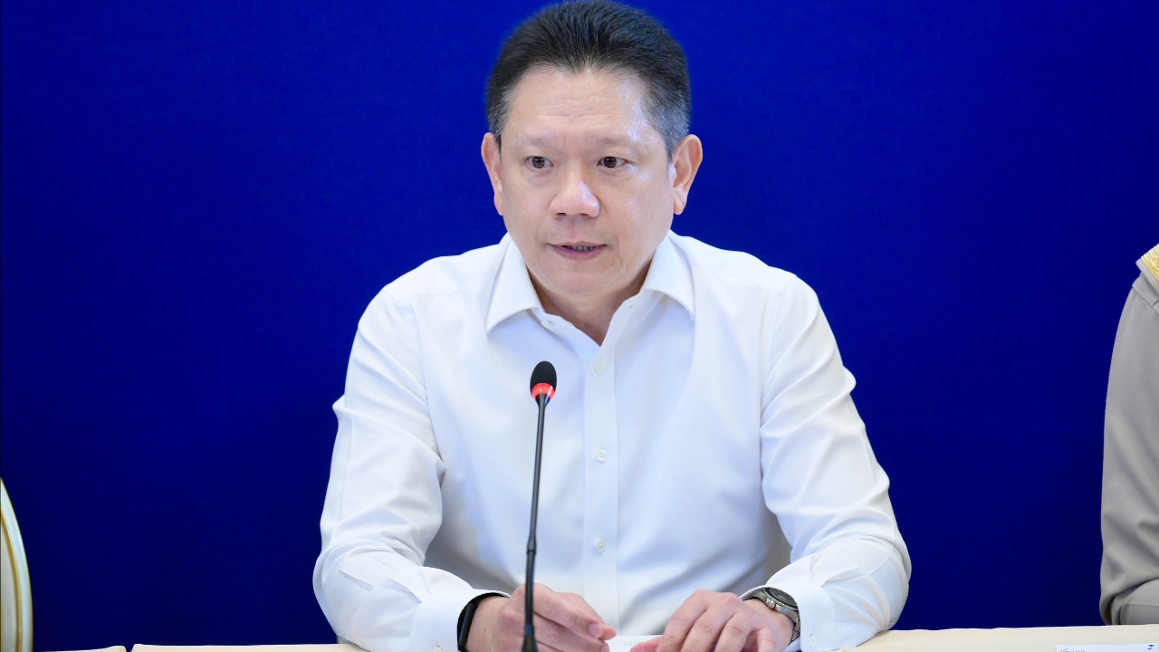 กระทรวงคลัง เตรียมงบ 1.8 พันล้านบาทต่อเดือนช่วยเหลือกลุ่มเปราะบาง - ภาคธุรกิจ