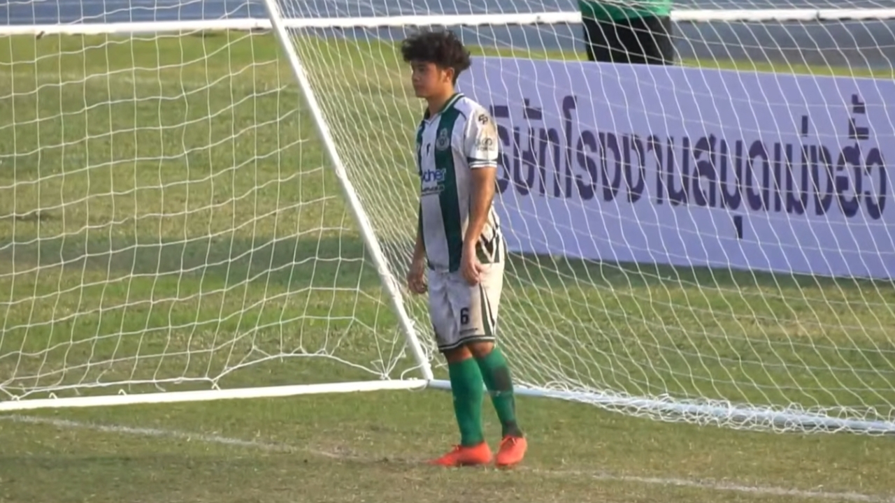 Almost a Hero! Tae Warakorn Shines as Emergency Goalkeeper in Penalty Shootout Before Narrow 7-8 Defeat