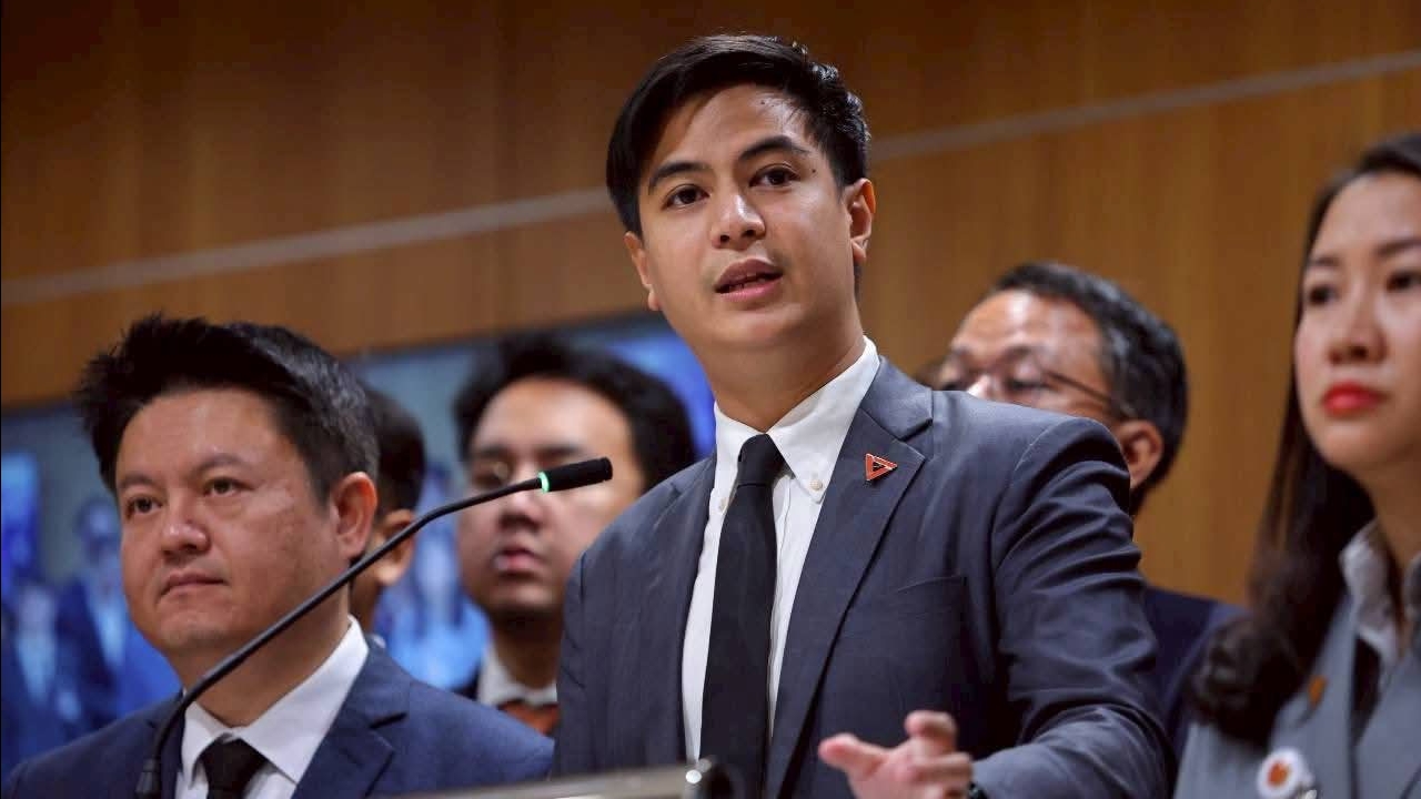 “พริษฐ์” เรียกร้อง นายกฯ เปลี่ยนตัว “พิพัฒน์” เคลียร์ข้อครหาเรื่องผลประโยชน์ทับซ้อน