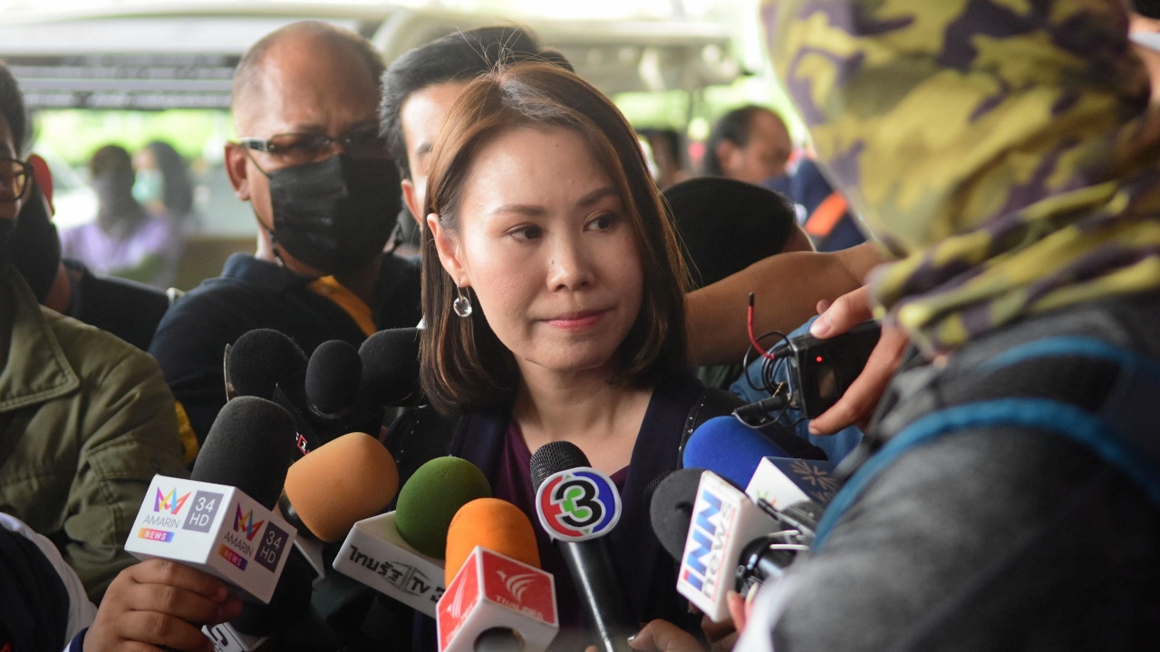 “โบว์ ณัฏฐา” เผย แถลงข่าว ศบก. ประชาชนจะเข้าใจง่ายขึ้น มีเพจเฟซบุ๊กคอยแจงเฟคนิวส์