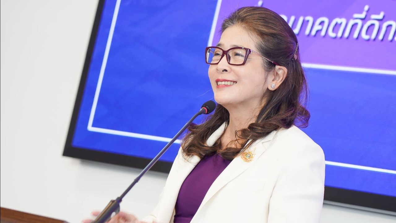 "คุณหญิงหน่อย" บี้รัฐบาลหยุดรีดภาษีน้ำมัน ชี้ลดทันที 10 บาท บาทเดียวไม่ช่วยชาวบ้าน