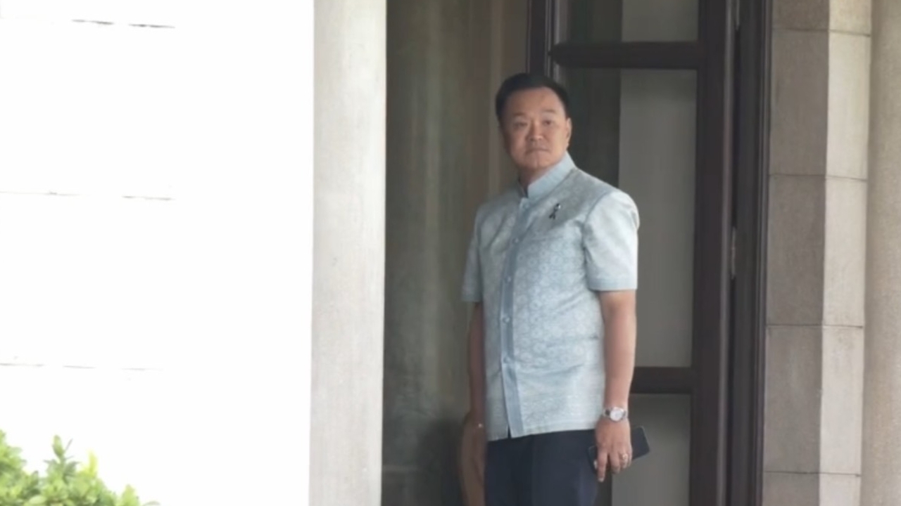 นายกฯ พยักหน้ารับสื่อ ทูลเกล้าฯ ครม.อนุทิน 2 แล้ว