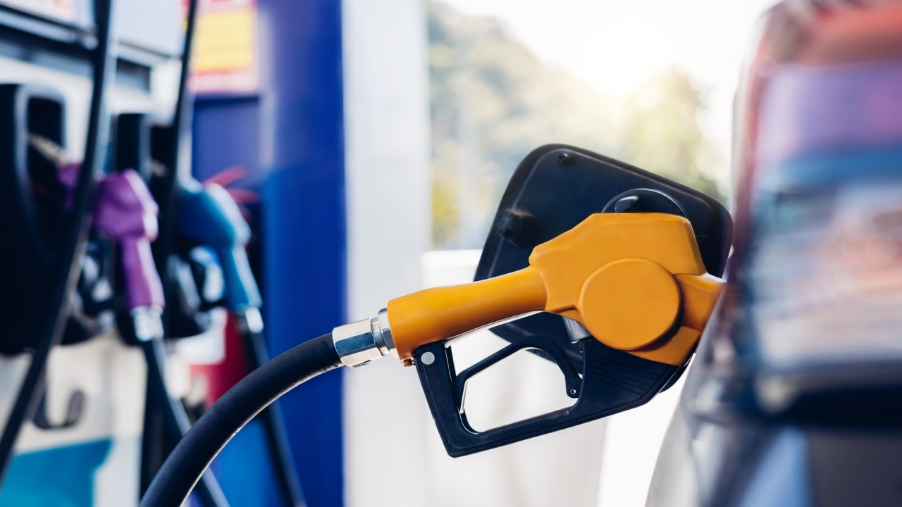 ปตท.-บางจาก ประกาศปรับขึ้นราคาน้ำมันทุกชนิด มีผลตี 5 พรุ่งนี้ (31 มีนาคม 2569)