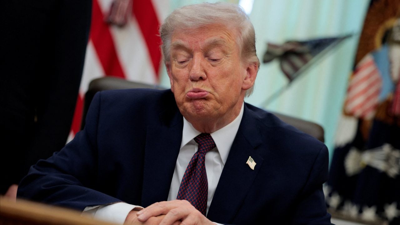 ทรัมป์เผย จะออกจากอิหร่านใน 2-3 สัปดาห์ ให้ชาติอื่นเปิดฮอร์มุซเอาเอง