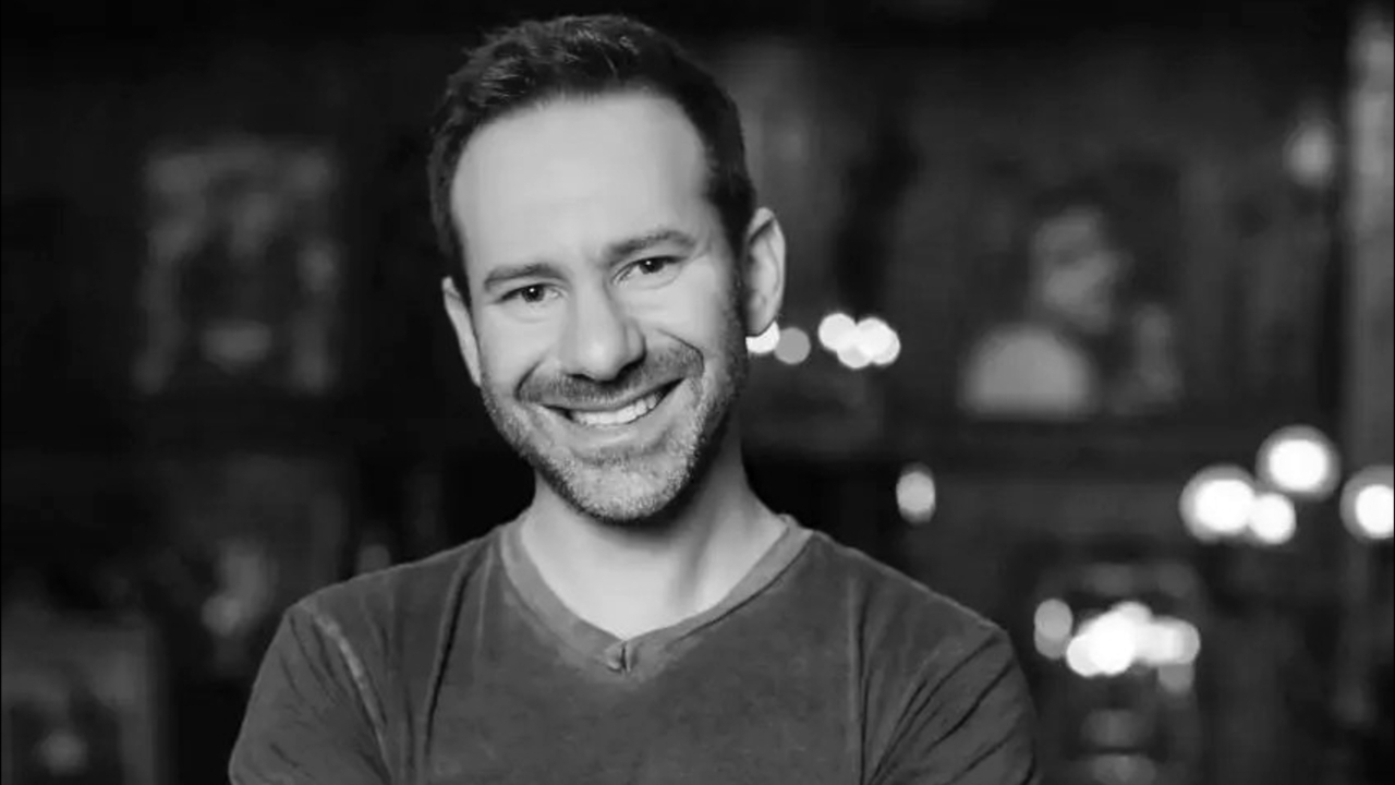 มะเร็งคร่าชีวิต ลีโอนิด ราดวินสกี เจ้าของ OnlyFans วัยเพียง 43 ปี