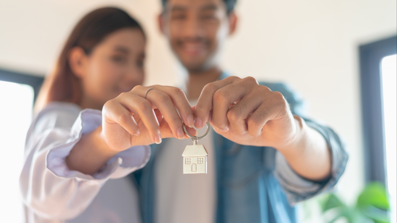 ฤกษ์ขึ้นบ้านใหม่เดือนเมษายน 2569 เช็กวันฤกษ์ดีย้ายเข้าวันแรก อยู่แล้วร่มเย็นเป็นสุข