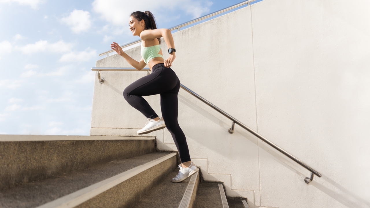 5 สิ่งที่ไม่ควรทำก่อนวิ่ง นักวิ่งมือใหม่ต้องรู้ ก่อนร่างกายพังตั้งแต่ก้าวแรก