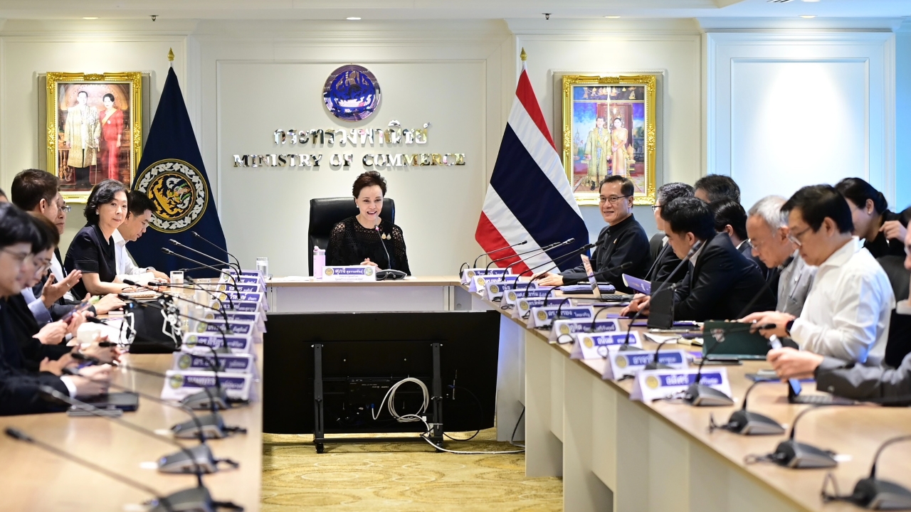 “ศุภจี” เตรียมตั้งทีมที่ปรึกษาเศรษฐกิจ-การค้า เสริมเขี้ยวเล็บรัฐบาล สู้เวทีโลก 