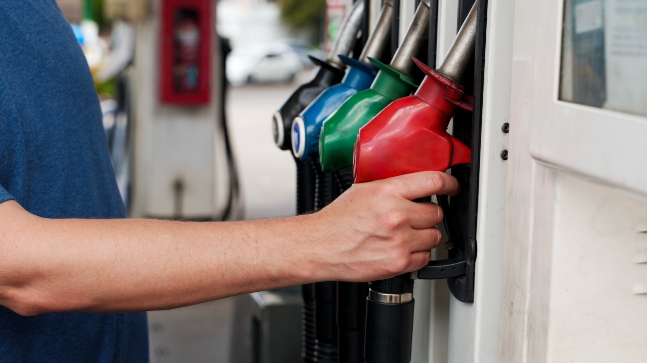 อัปเดตราคาน้ำมันพรุ่งนี้ 10 เมษายน 2569 น้ำมันดีเซล น้ำมันเบนซิน ลิตรละเท่าไร