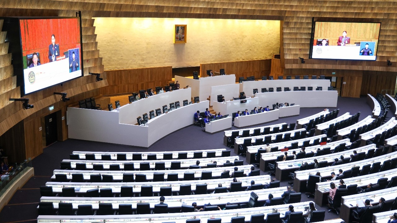 Journalists Complain Genuine Media Blocked from Parliament While Influencers Enter Easily