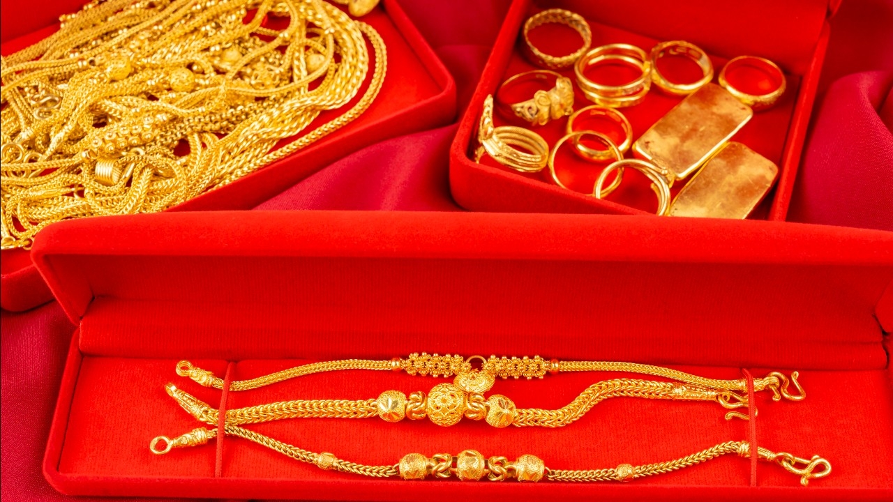 อัปเดตราคาทองวันนี้ 8 เม.ย. 69 ปิดตลาดปรับขึ้น 650 ทองรูปพรรณขายออก 73,300 บาท