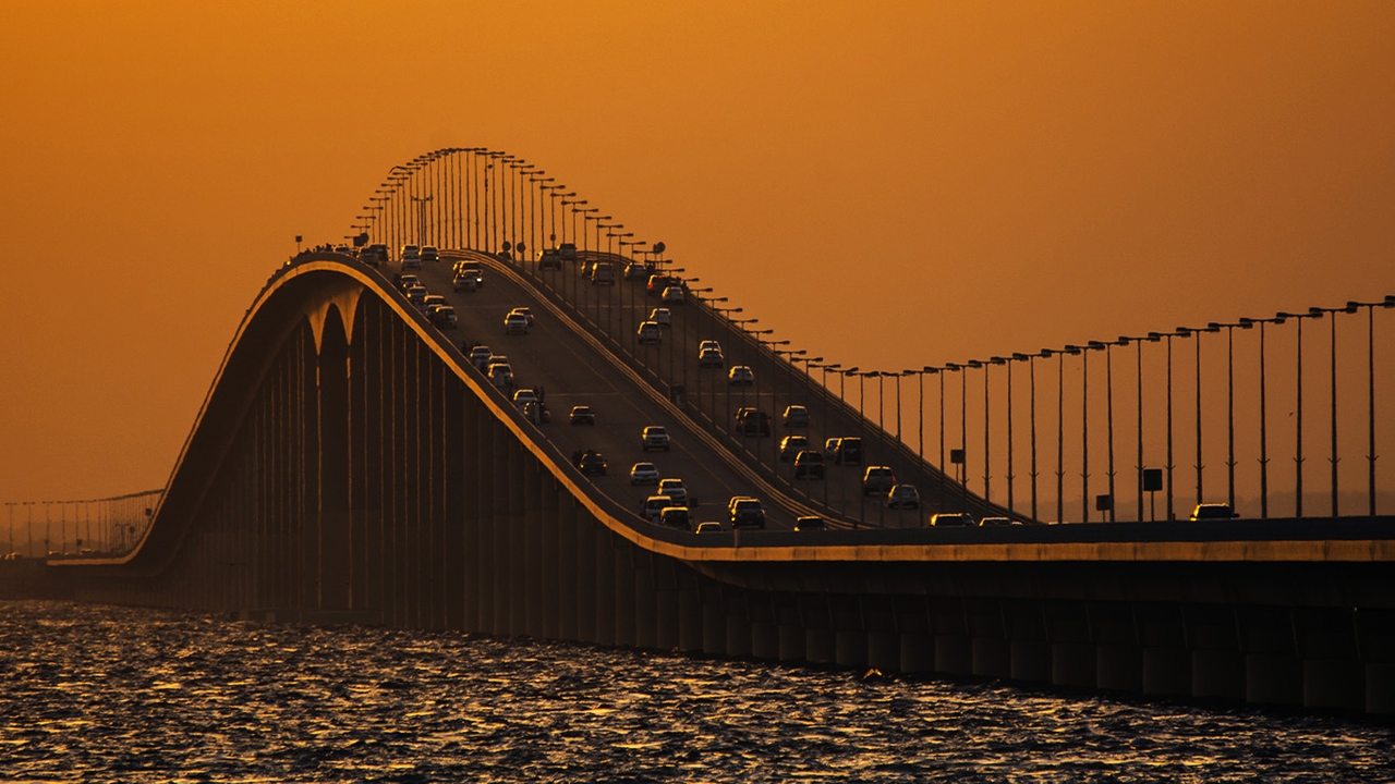 สัญญาณเตือน"เศรษฐกิจโลก"เมื่อซาอุฯ สั่งปิดสะพาน "คิง ฟาฮัด คอสเวย์"
ความเสี่ยงราคาน้ำมันพุ่ง