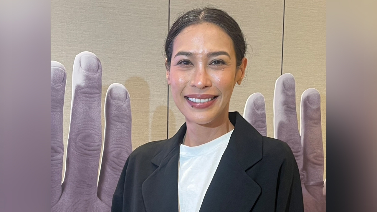 ทราย เจริญปุระ โอดน้ำมันแพงพ่นพิษหนักกองถ่ายกระอักถึงขั้นต้องชะลอคิว