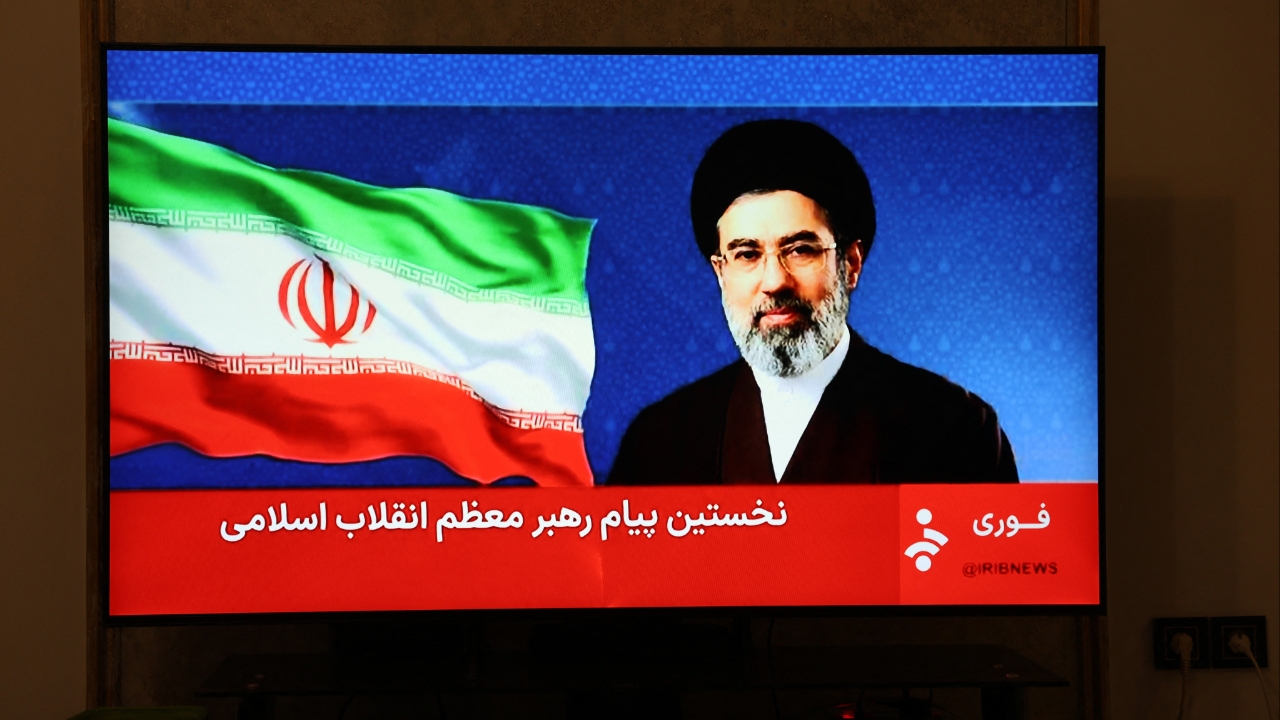 ผู้นำสูงสุดอิหร่านแสดงความเสียใจ ประกาศล้างแค้นให้หัวหน้าหน่วยข่าวกรองที่ถูกอิสราเอลสังหาร