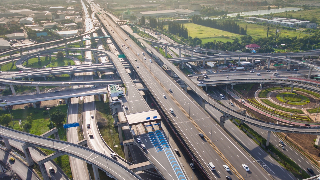 กรมทางหลวง แนะเส้นทางเลี่ยงรถติด สงกรานต์ 2569 เดินทางได้ทุกภาคทั่วไทย
