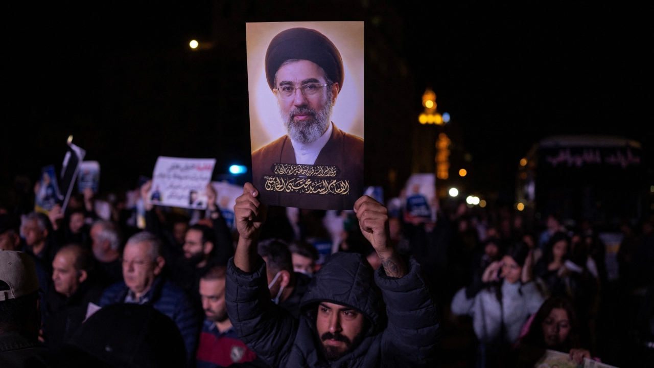 ผู้นำสูงสุดอิหร่านลั่น ยังมุ่งมั่นที่จะ “ล้างแค้น” ให้บิดาผู้ล่วงลับ